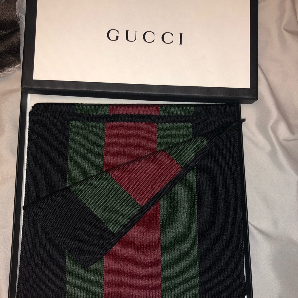 Gucci classic strip scarf (unisex)